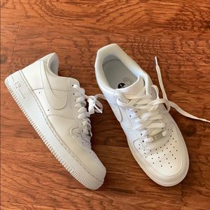 Air Force 1 men’s size 8/ women’s size 10
